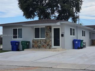 5290 NW 2nd Terrace 1, Miami, FL 33126