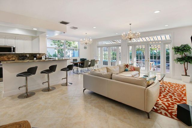 218 Pine Avenue, Lauderdale-By-The-Sea, Lauderdale By The Sea, FL 33308