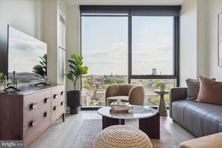 15 Dock St # 1707, Philadelphia, PA 19106