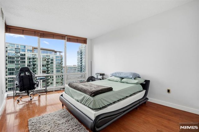 20 Newport Parkway 2311, Jersey City, NJ 07310