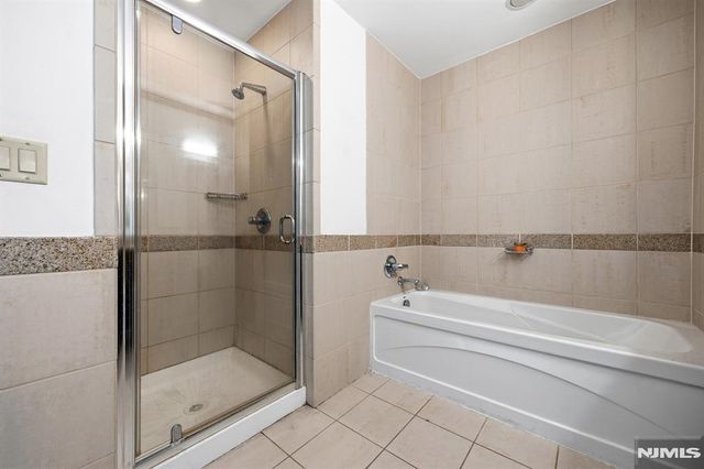 20 Newport Parkway 2311, Jersey City, NJ 07310