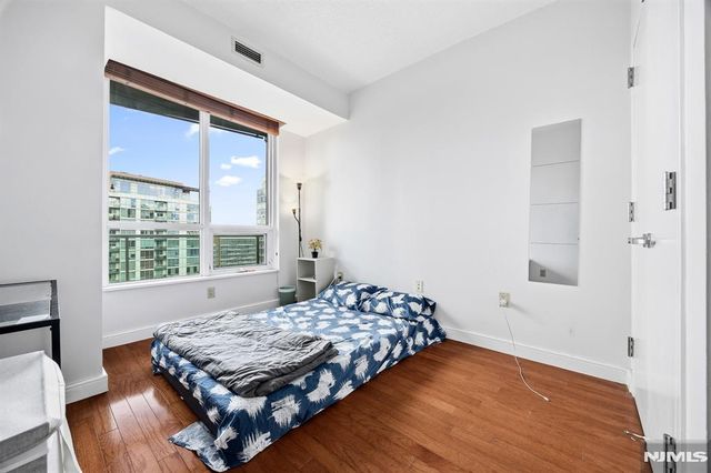 20 Newport Parkway 2311, Jersey City, NJ 07310