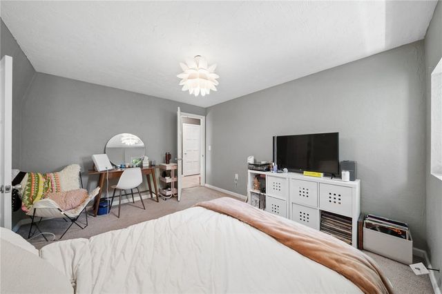 1000 WEIR DR, Rostraver, PA 15012