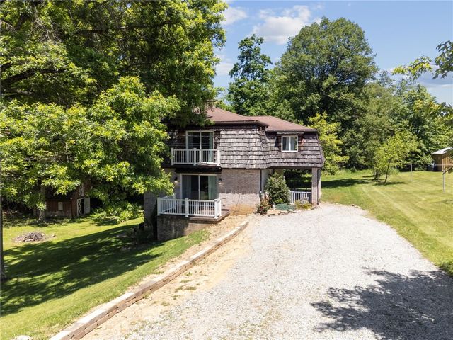 1000 WEIR DR, Rostraver, PA 15012