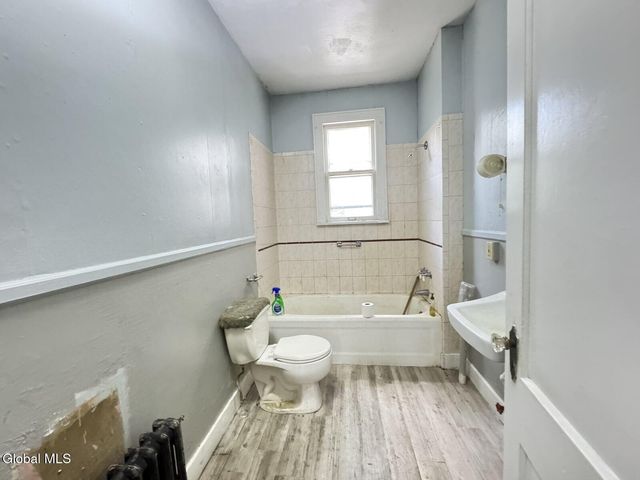 919 Twenty 5th Street, Watervliet, NY 12189
