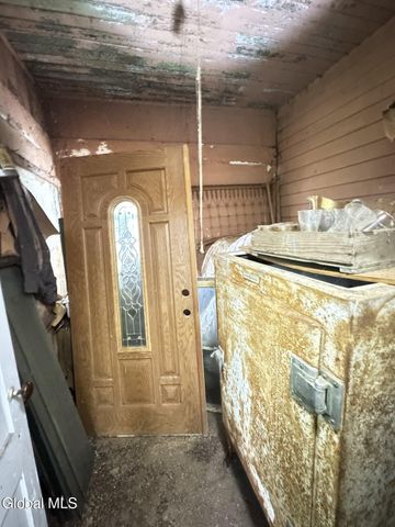 919 Twenty 5th Street, Watervliet, NY 12189