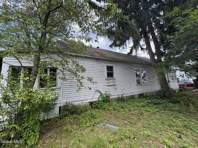919 Twenty 5th Street, Watervliet, NY 12189