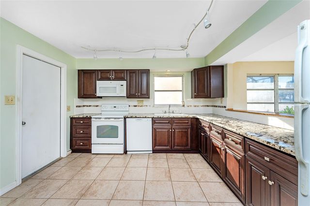 239 ANNAPOLIS LANE, Rotonda West, FL 33947