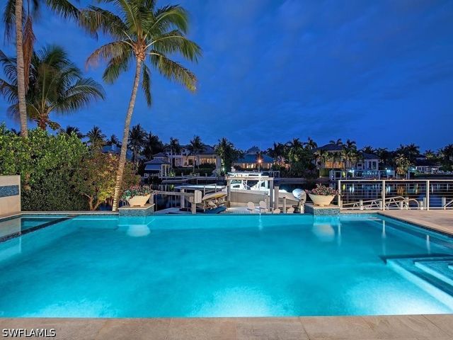 1959 4th ST S, Naples, FL 34102
