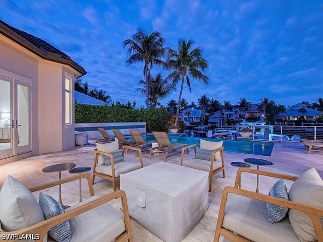 1959 4th ST S, Naples, FL 34102