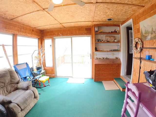 75 Autumn Street, Newport City, VT 05855