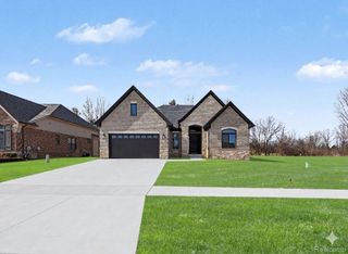 57135 Meadowridge Drive, Washington Township, MI 48094