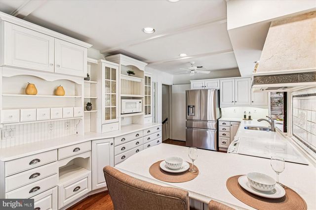 5112 LINETTE LN, Annandale, VA 22003