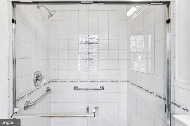 5112 LINETTE LN, Annandale, VA 22003