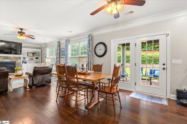 26 Wood Hollow Circle, Greer, SC 29650
