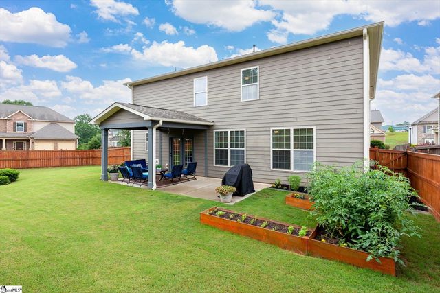 26 Wood Hollow Circle, Greer, SC 29650