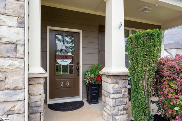 26 Wood Hollow Circle, Greer, SC 29650