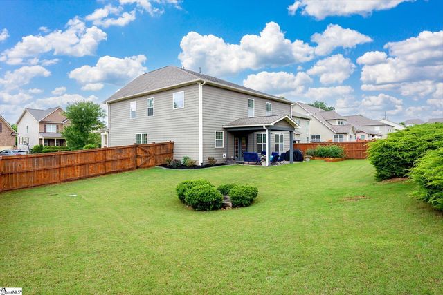 26 Wood Hollow Circle, Greer, SC 29650