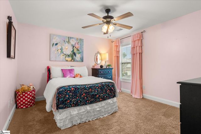 26 Wood Hollow Circle, Greer, SC 29650