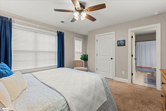 26 Wood Hollow Circle, Greer, SC 29650