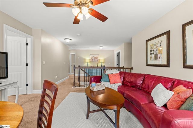 26 Wood Hollow Circle, Greer, SC 29650