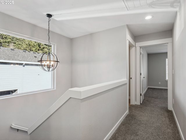 2417 Ne 54TH St, Vancouver, WA 98663