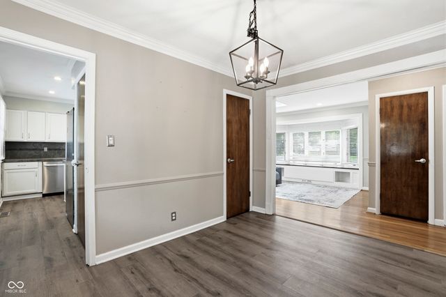2530 Parr Drive, Indianapolis, IN 46220
