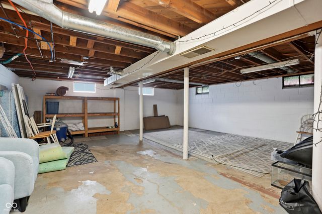 2530 Parr Drive, Indianapolis, IN 46220