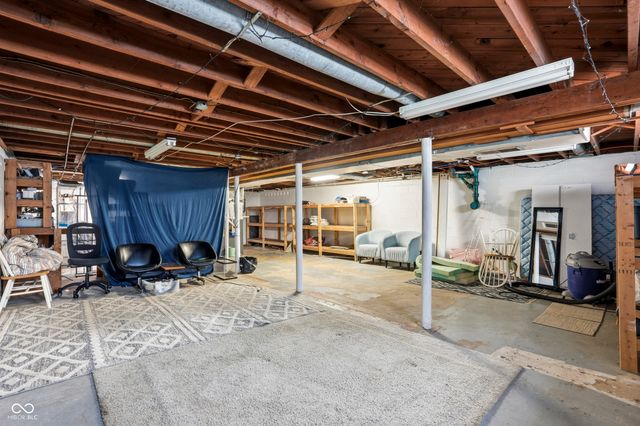 2530 Parr Drive, Indianapolis, IN 46220