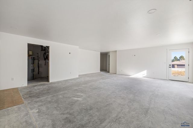 3408 TAYLOR MADE DR, Rapid City, SD 57703