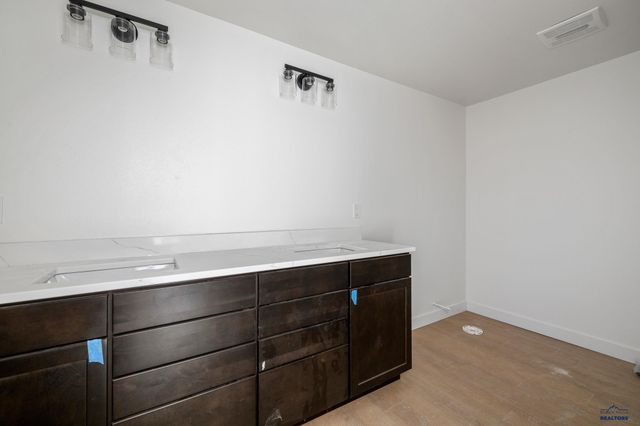 3408 TAYLOR MADE DR, Rapid City, SD 57703