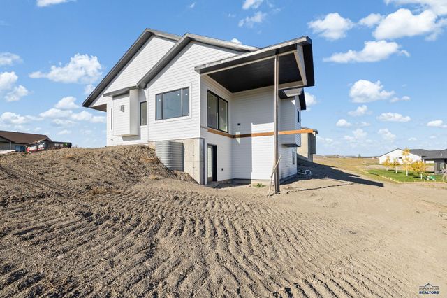 3408 TAYLOR MADE DR, Rapid City, SD 57703