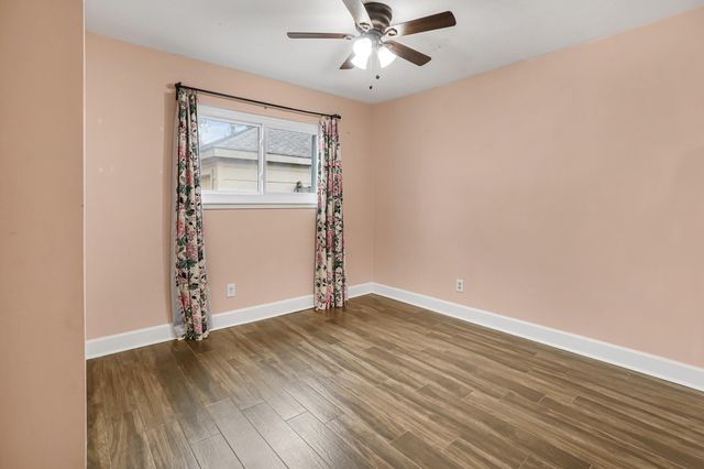 5710 Green Timbers Drive, Humble, TX 77346