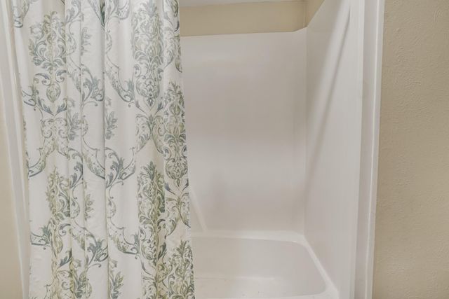 5710 Green Timbers Drive, Humble, TX 77346