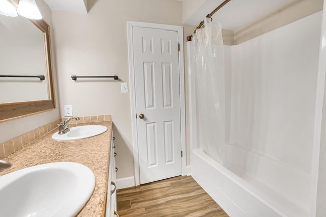 5710 Green Timbers Drive, Humble, TX 77346