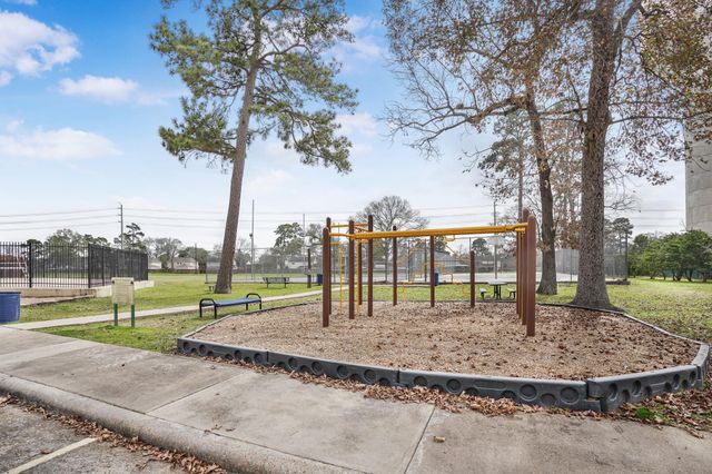 5710 Green Timbers Drive, Humble, TX 77346