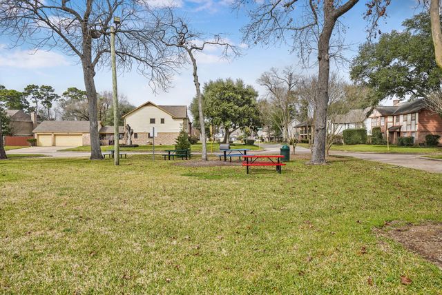 5710 Green Timbers Drive, Humble, TX 77346