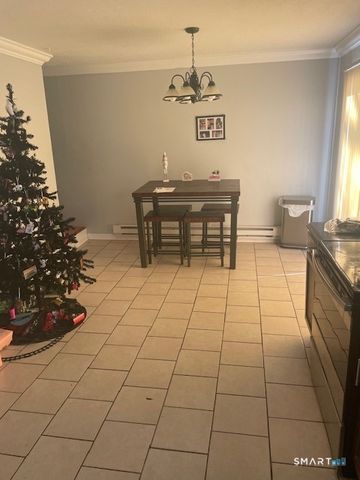 92 Glenstone Road, Waterbury, CT 06705