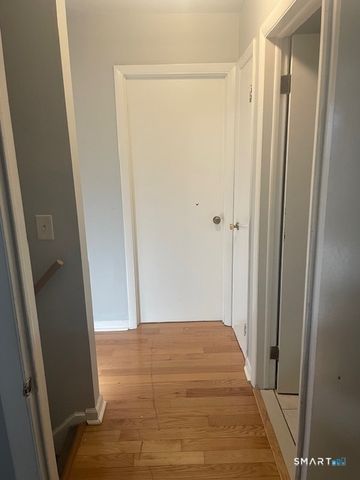 92 Glenstone Road, Waterbury, CT 06705