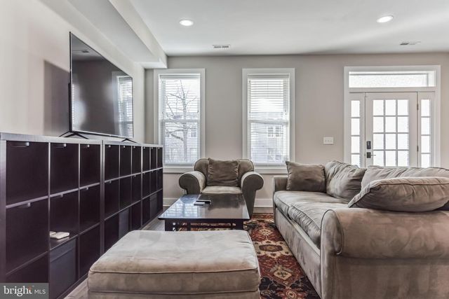 805-A JEFFERSON ST NW, Washington, DC 20011