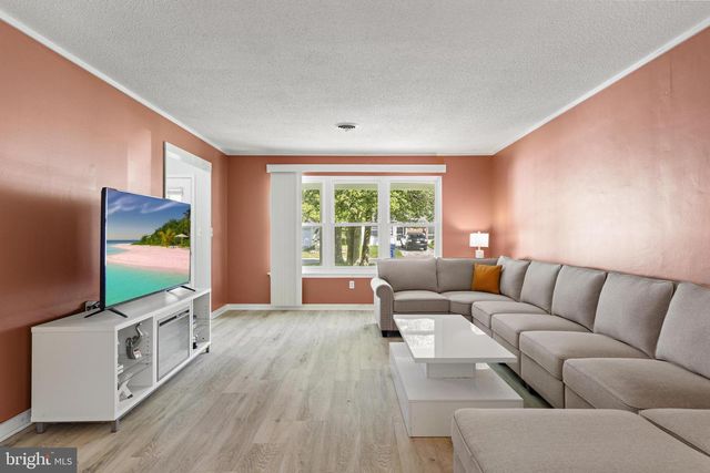 231 LEXINGTON DR, Little Egg Harbor Twp, NJ 08087