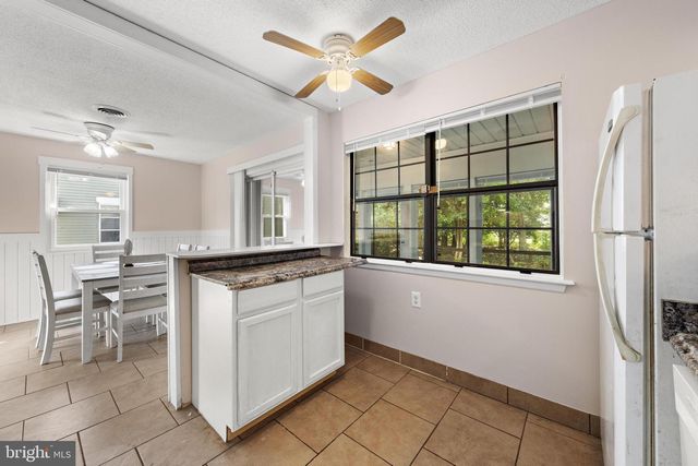 231 LEXINGTON DR, Little Egg Harbor Twp, NJ 08087
