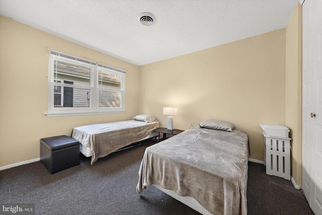 231 LEXINGTON DR, Little Egg Harbor Twp, NJ 08087