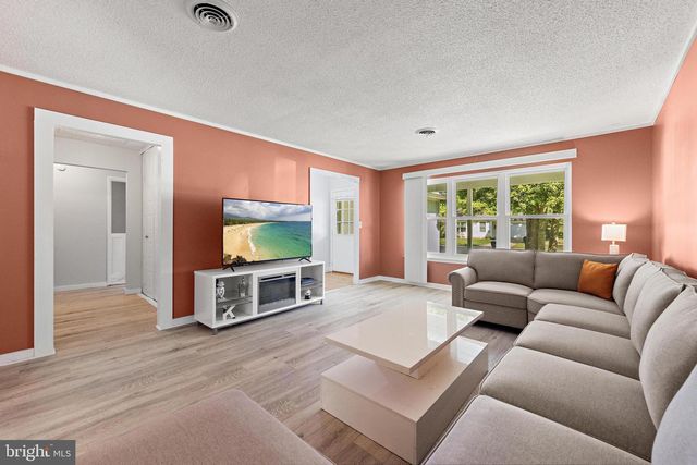 231 LEXINGTON DR, Little Egg Harbor Twp, NJ 08087