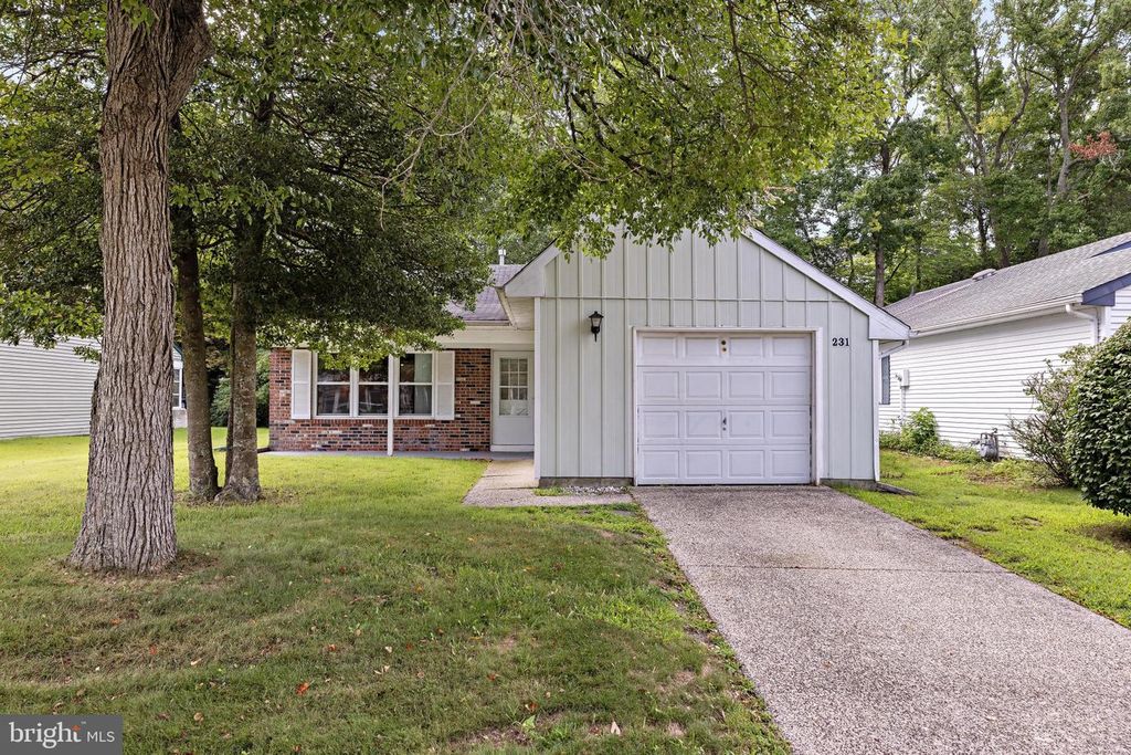 231 LEXINGTON DR, Little Egg Harbor Twp, NJ 08087
