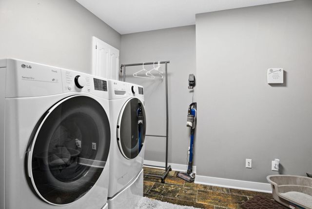 8730 Hillswick Trail, Brooklyn Park, MN 55443