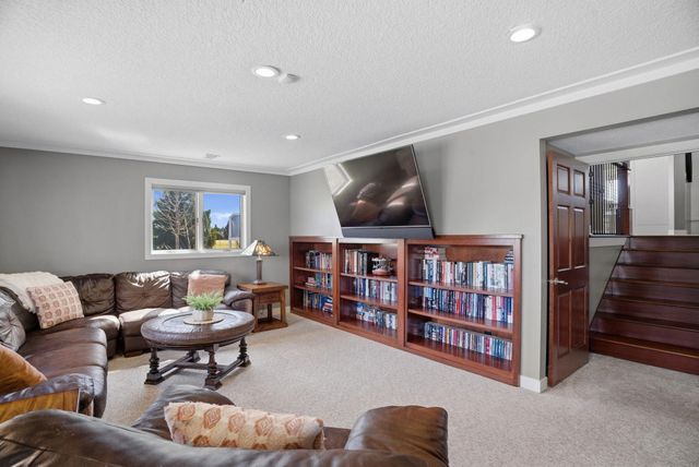 8730 Hillswick Trail, Brooklyn Park, MN 55443