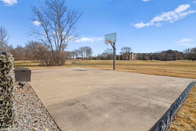 8730 Hillswick Trail, Brooklyn Park, MN 55443