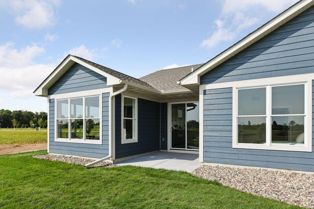 1491 Kenai Place, River Falls, WI 54022