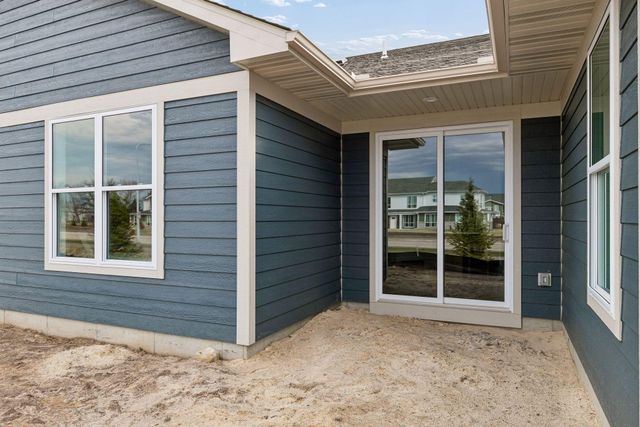 1491 Kenai Place, River Falls, WI 54022